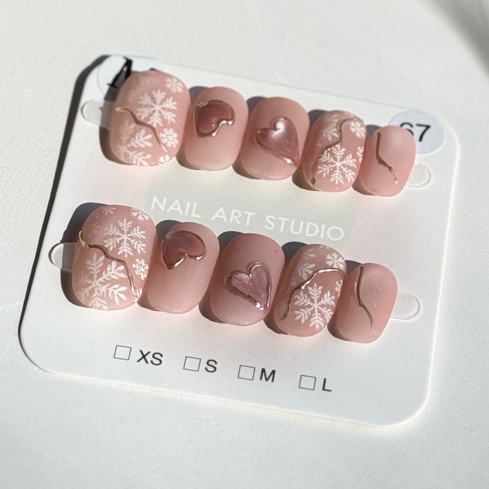Pink Snowflake and Heart Press On Nail Art Set Size M